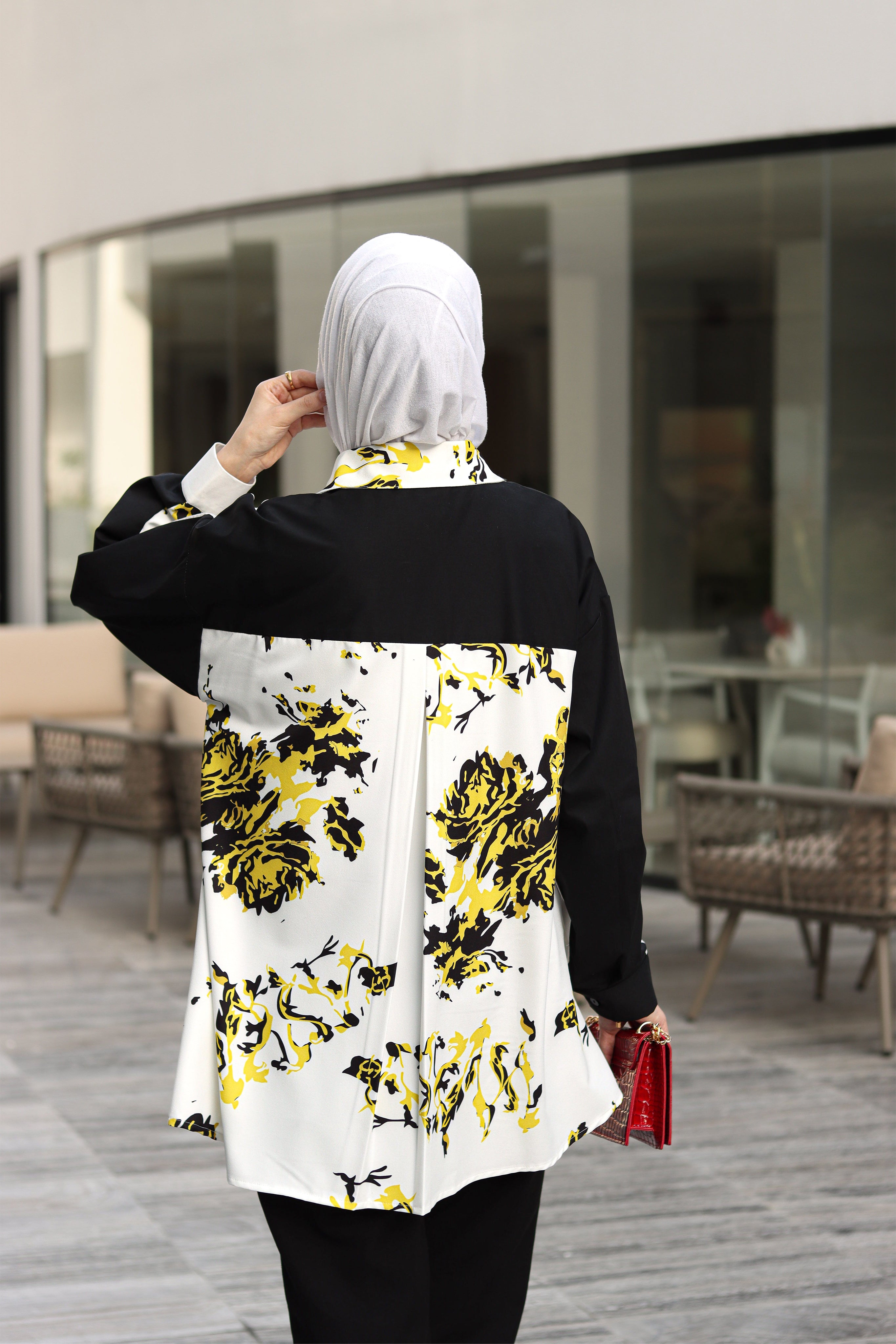 قميص بوبلين بطبعة متباينة