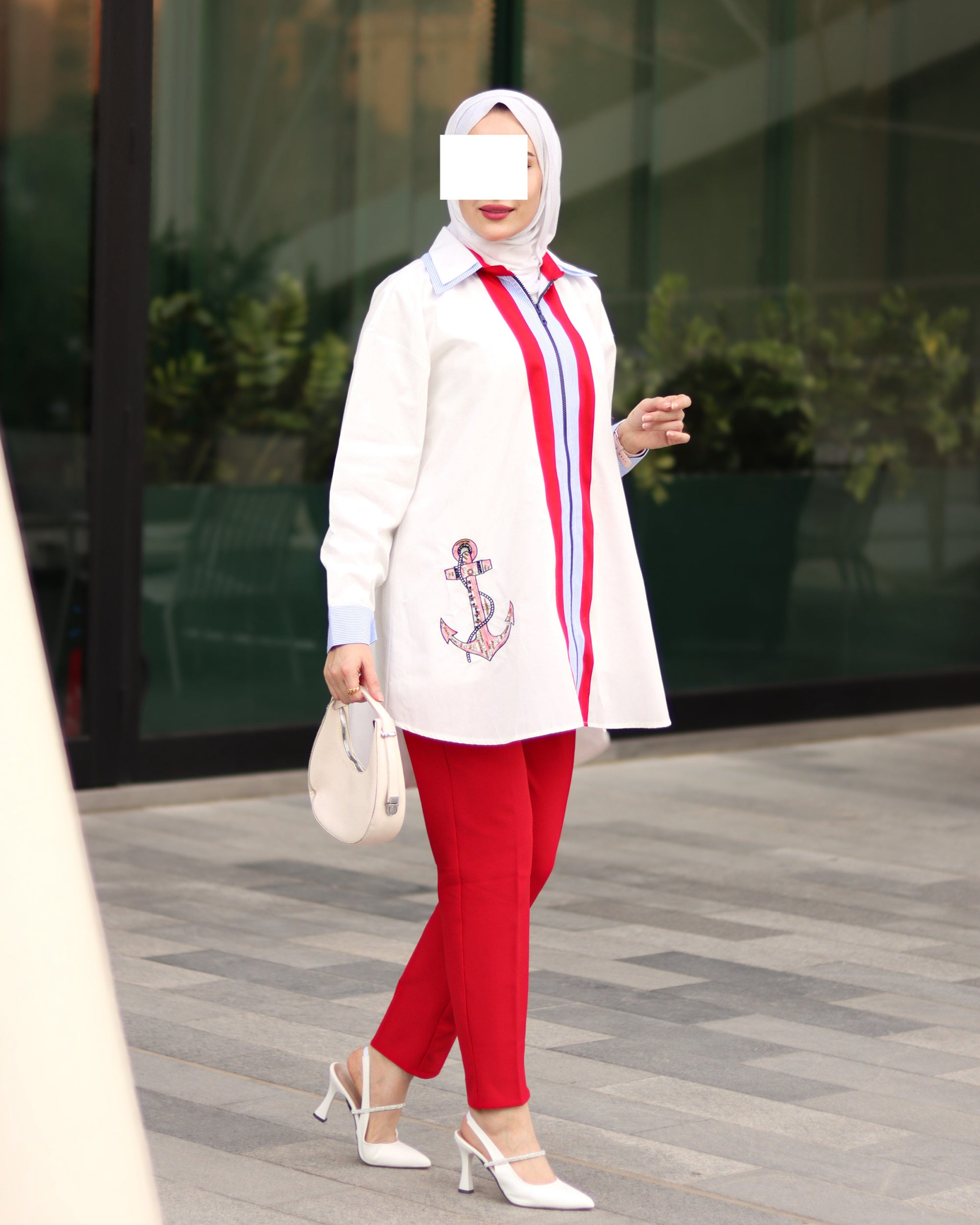 جاكيت بوبلين مخطط بألوان متباينة