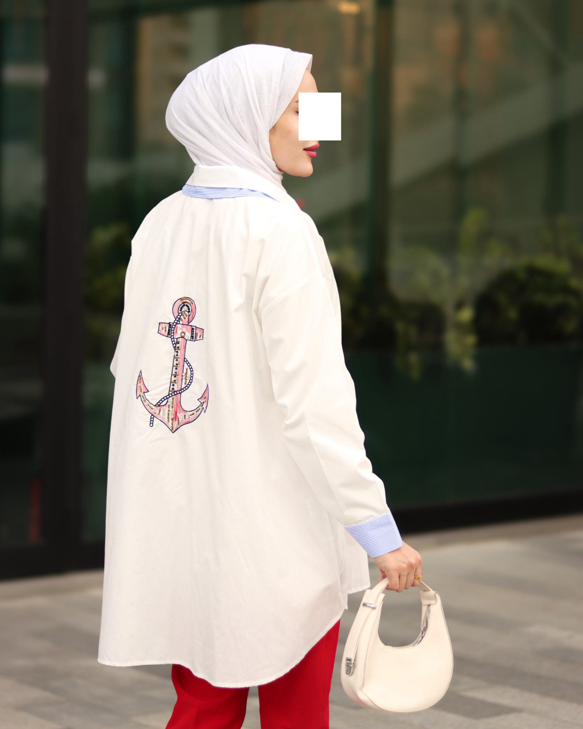 جاكيت بوبلين مخطط بألوان متباينة