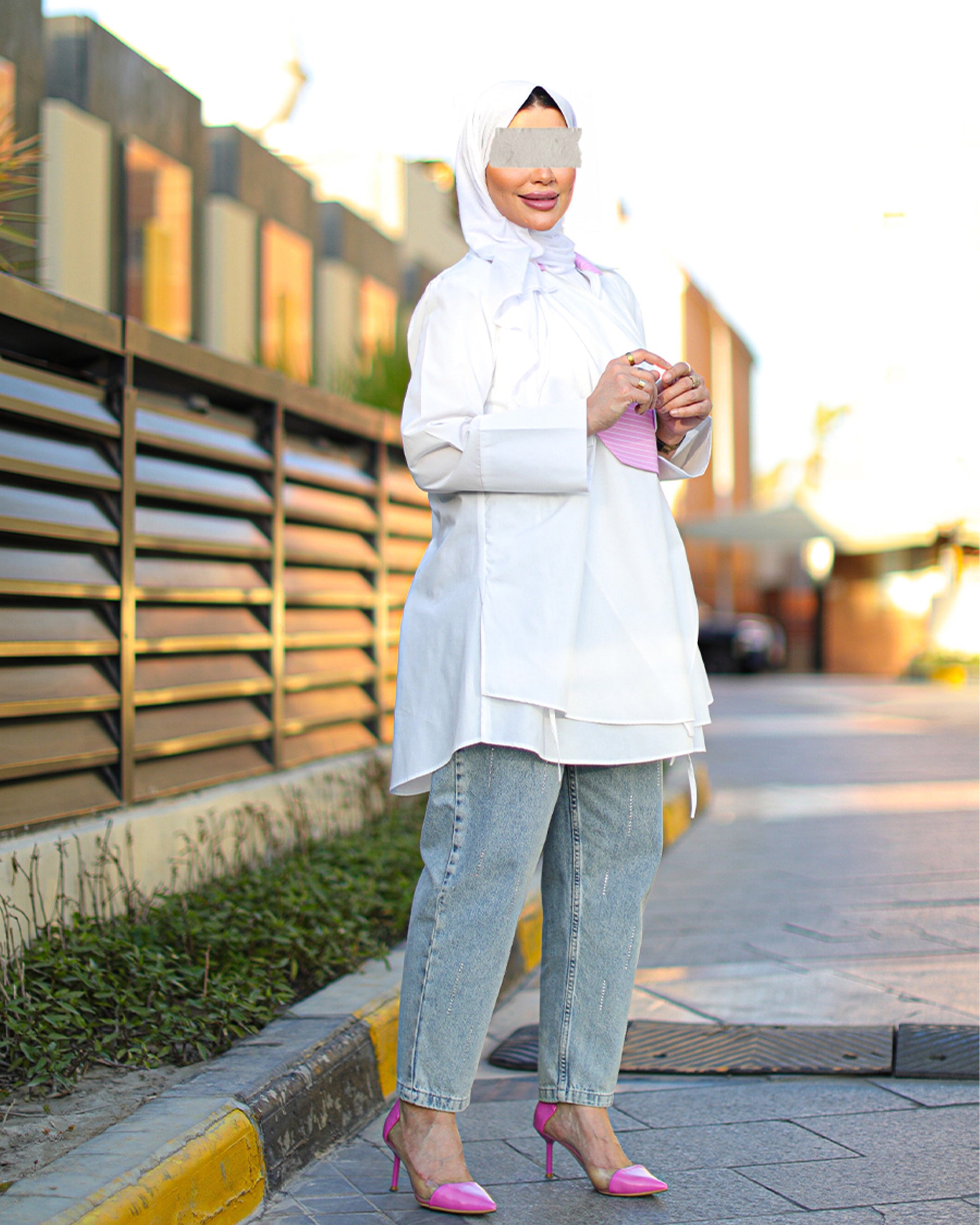 قميص ملفوف من قماش البوبلين مع حزام