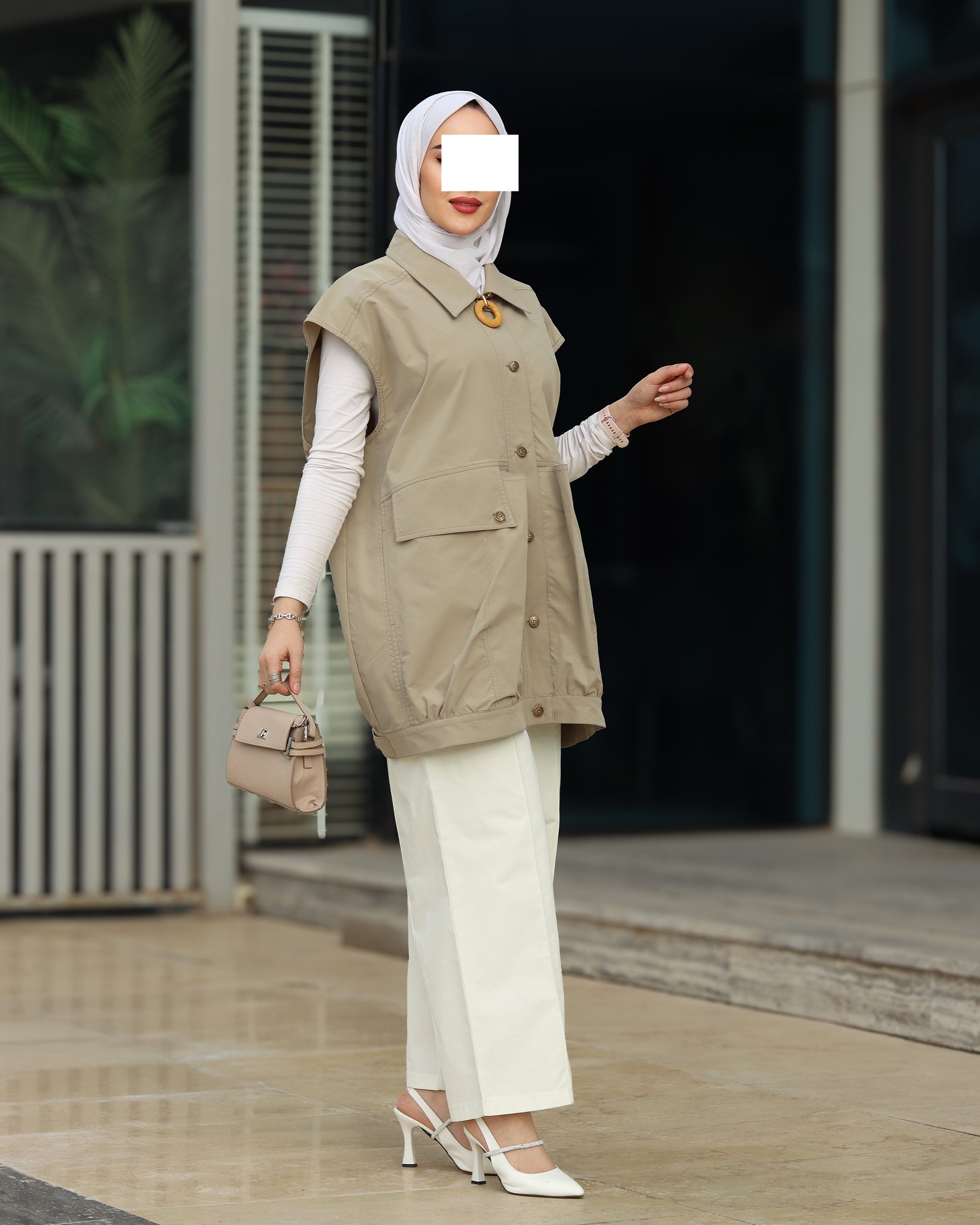 سترة عملية بسيطة