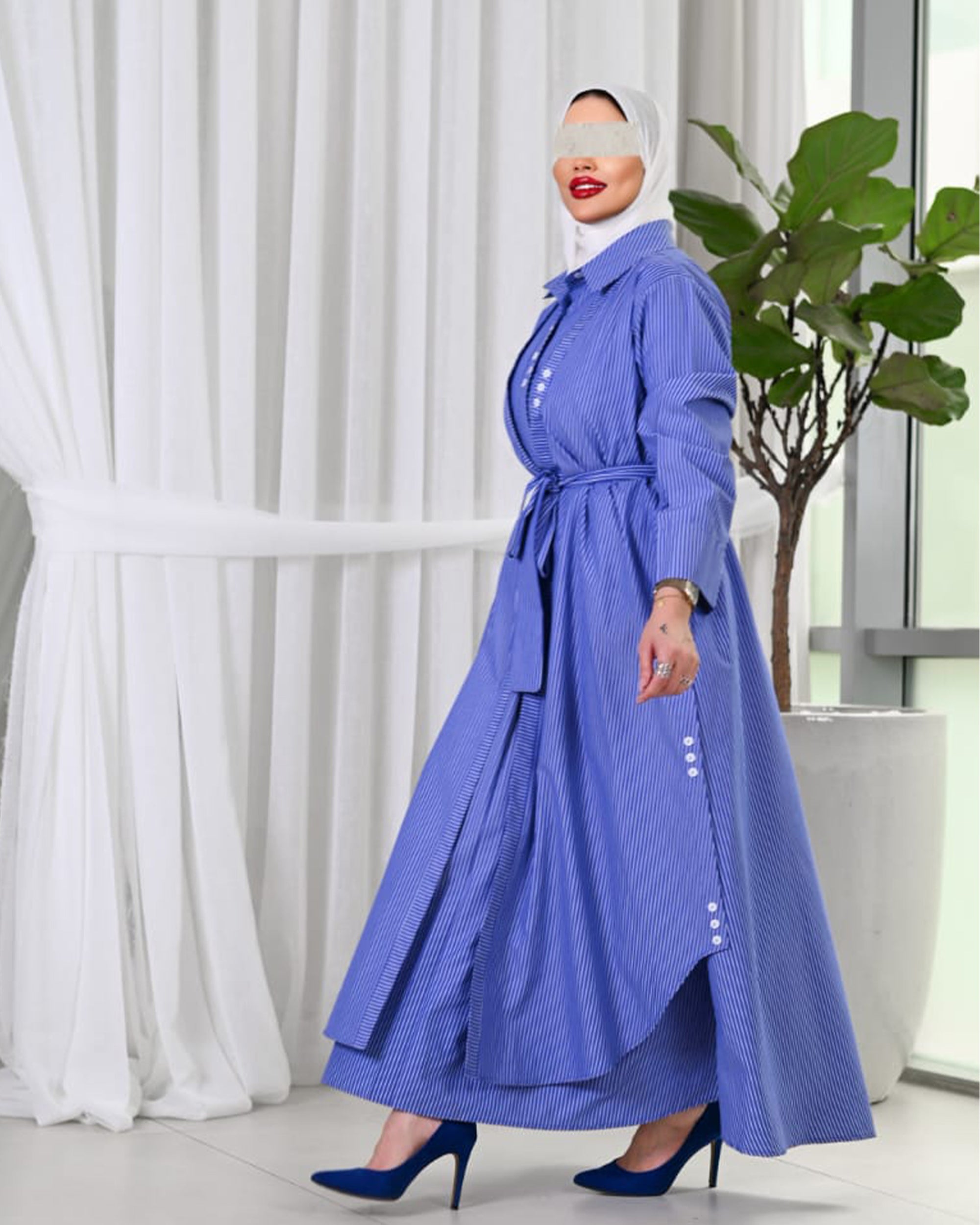 فستان أزور غريس