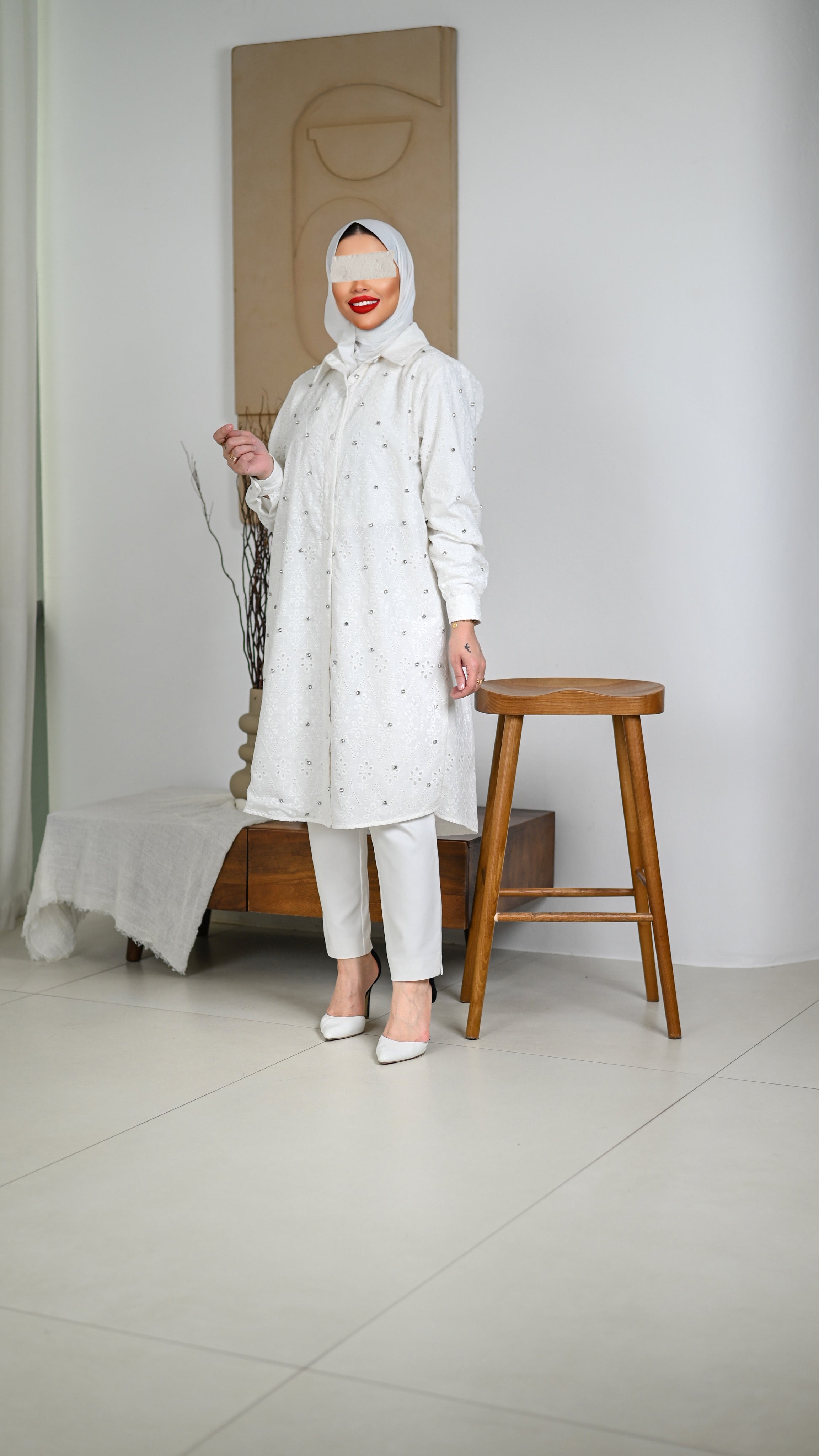 Embellished White Lace Punjabi