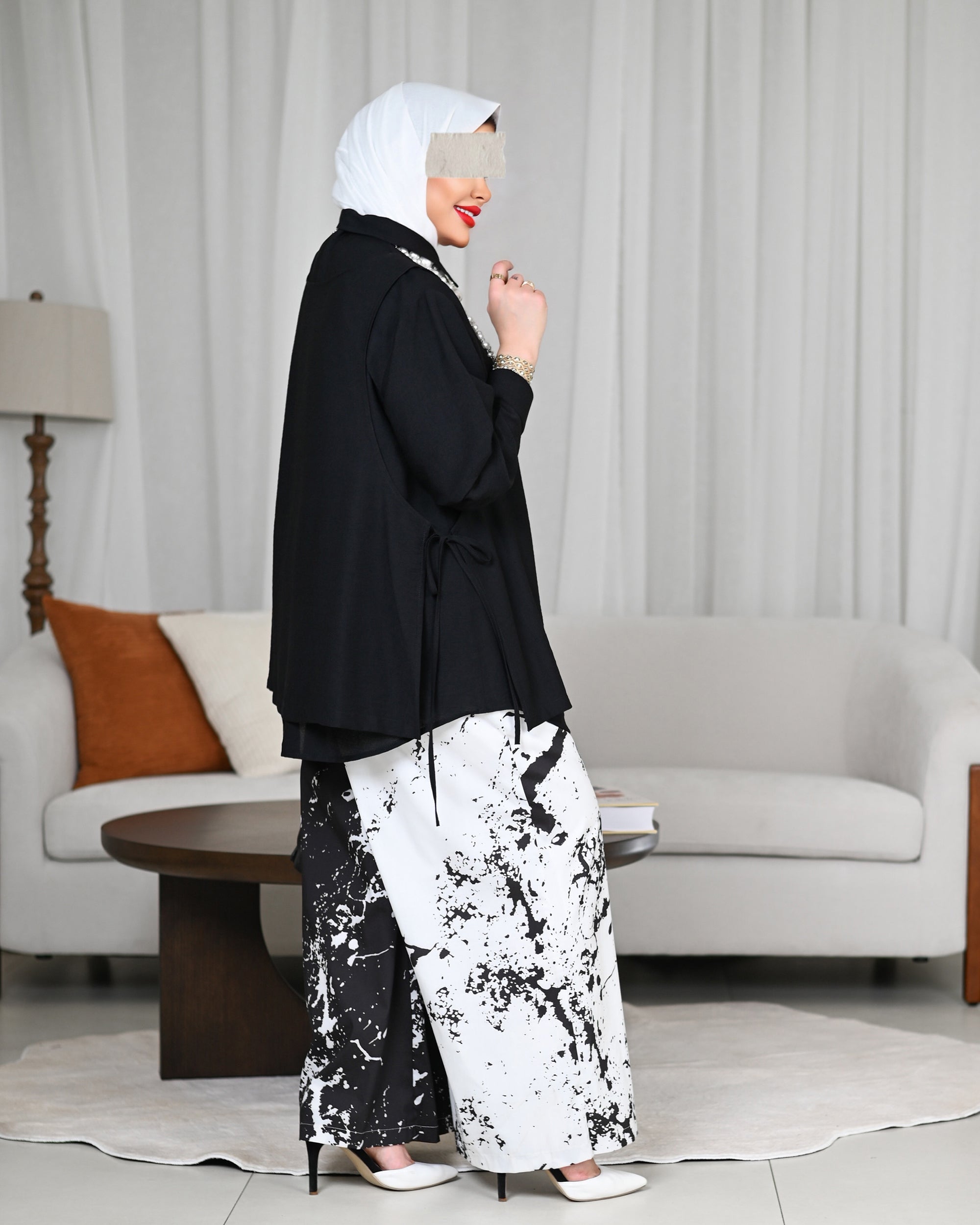 قميص لينن اسود كاسكيد