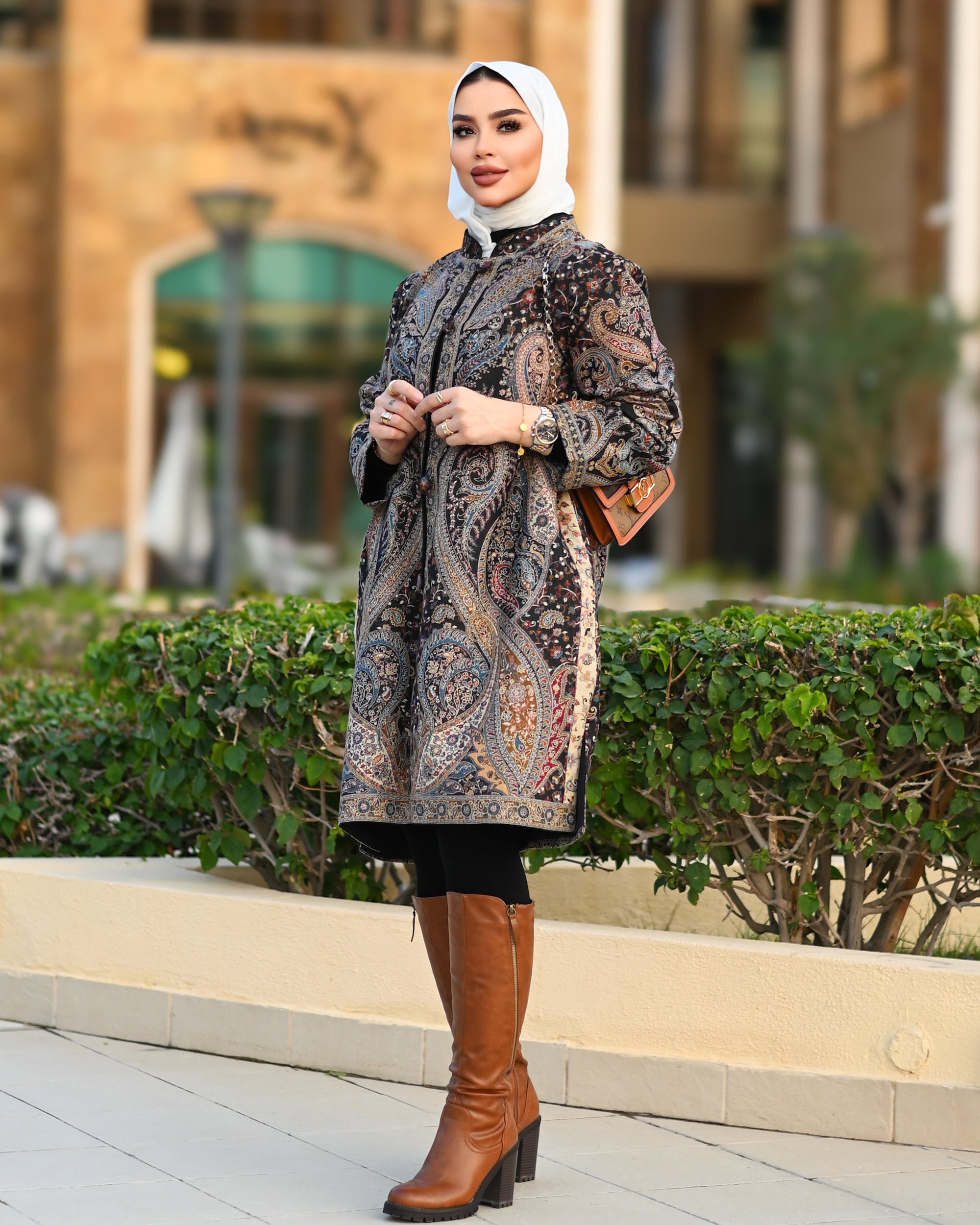 Classic Cashmere Jacket – Black Paisley