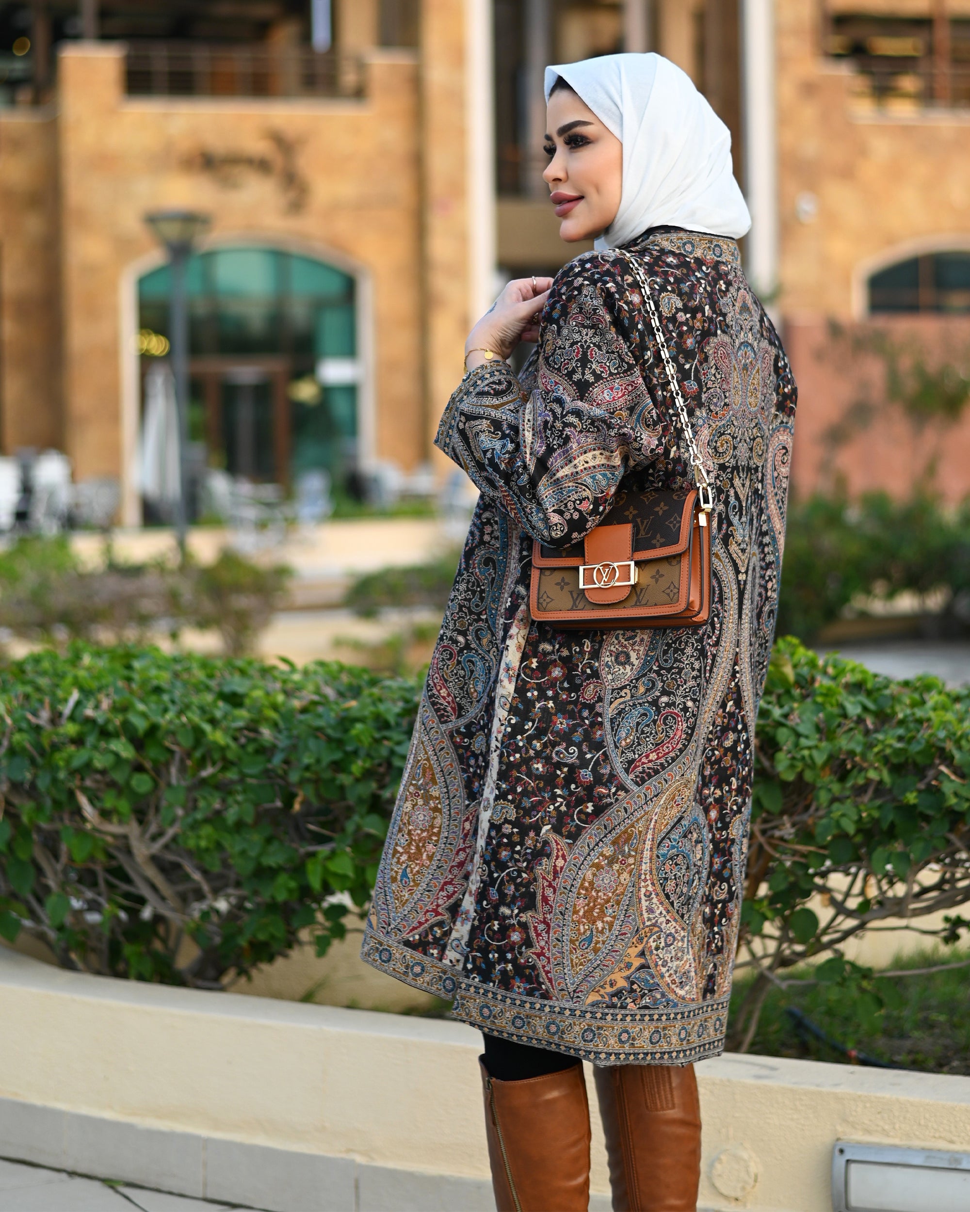 Classic Cashmere Jacket – Black Paisley