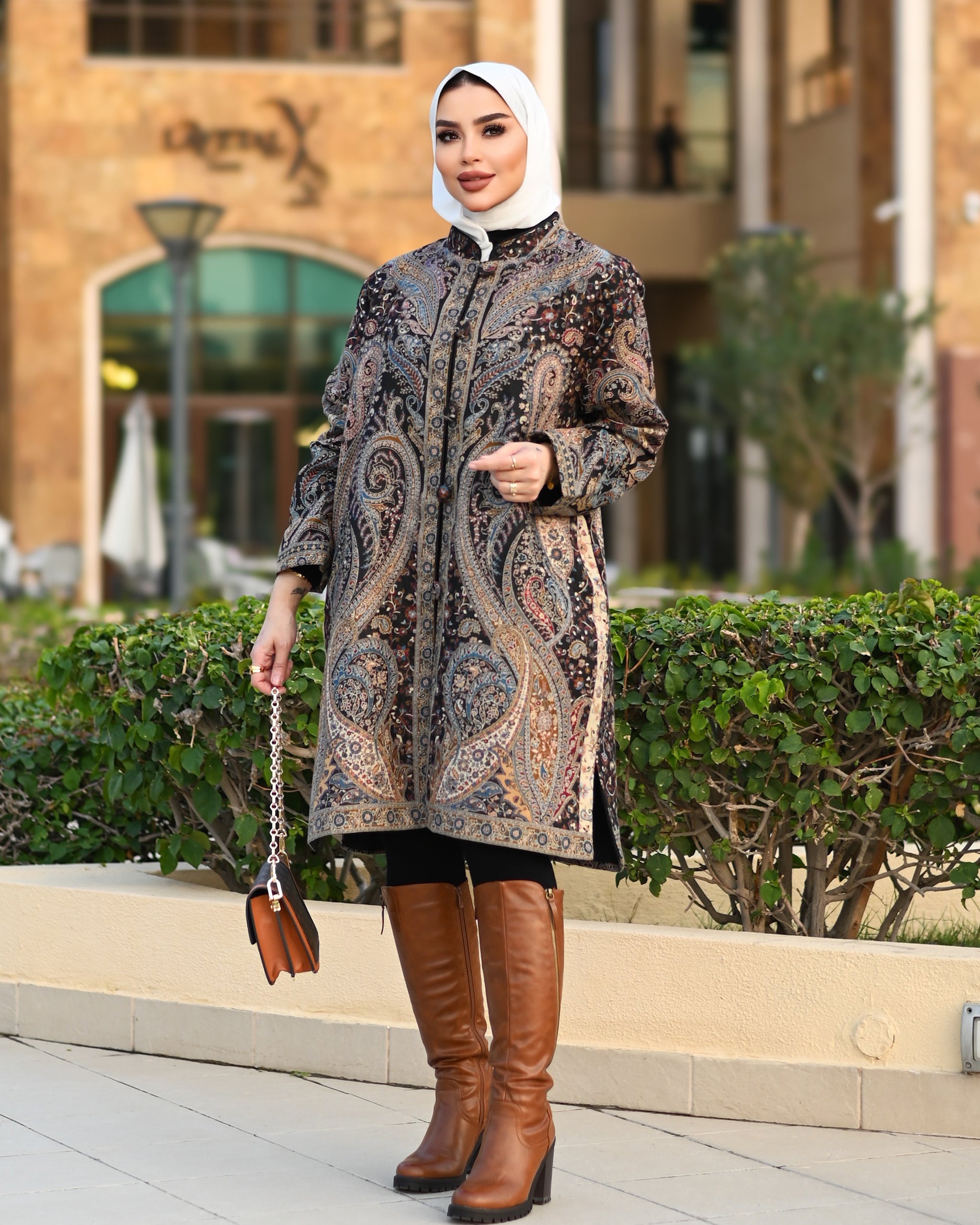 Classic Cashmere Jacket – Black Paisley