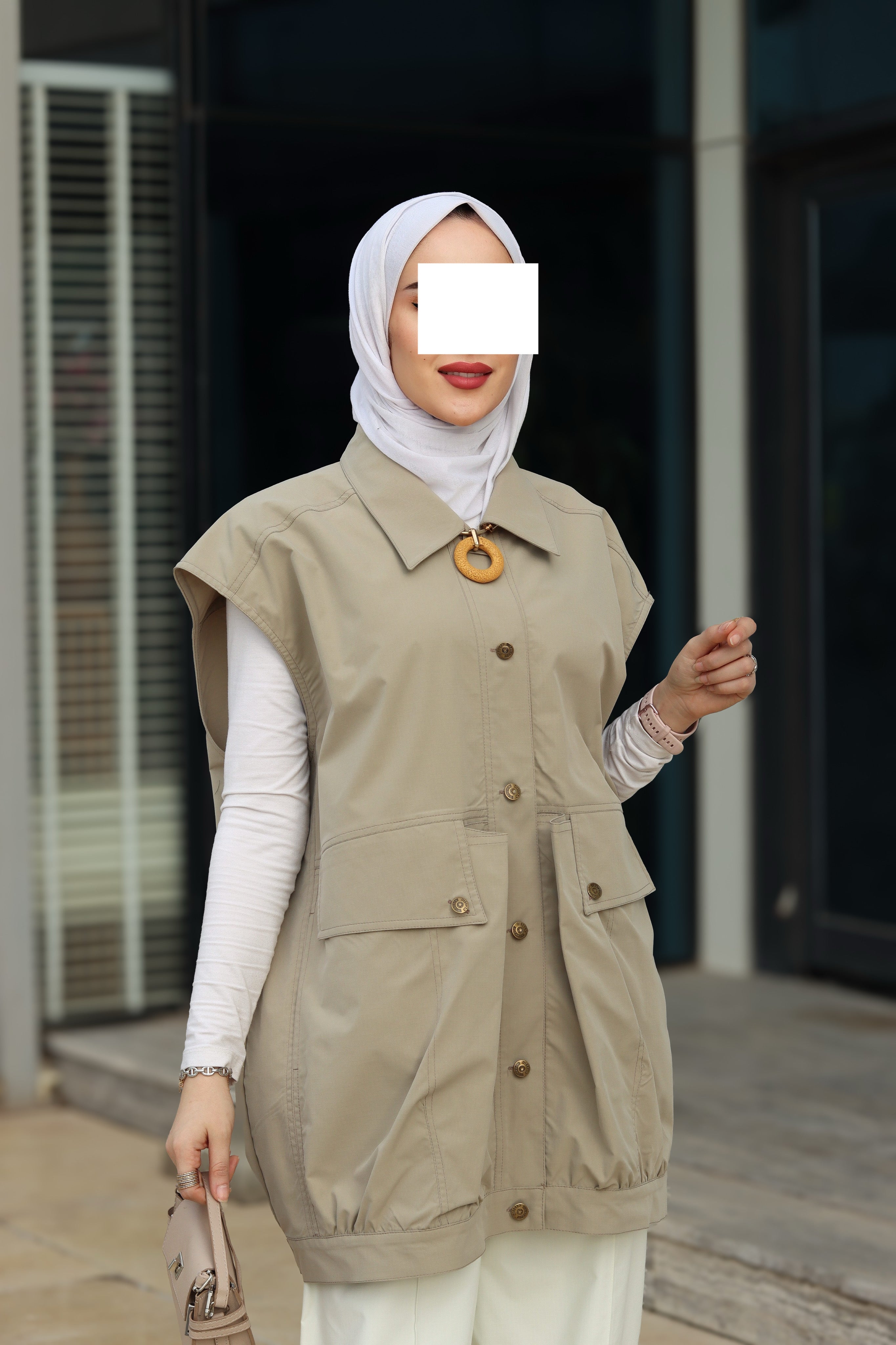 Minimalist Utility Vest