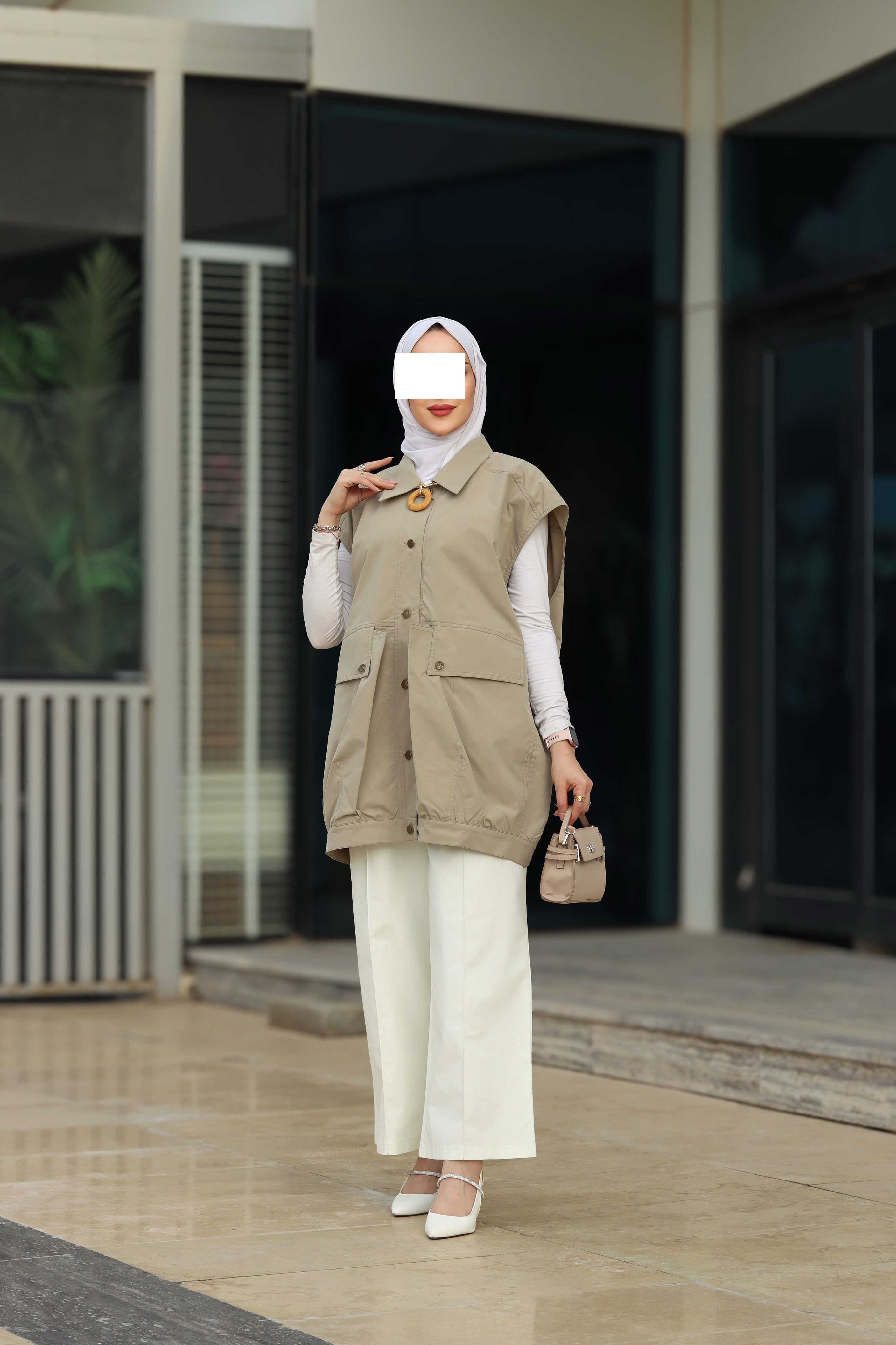 Minimalist Utility Vest