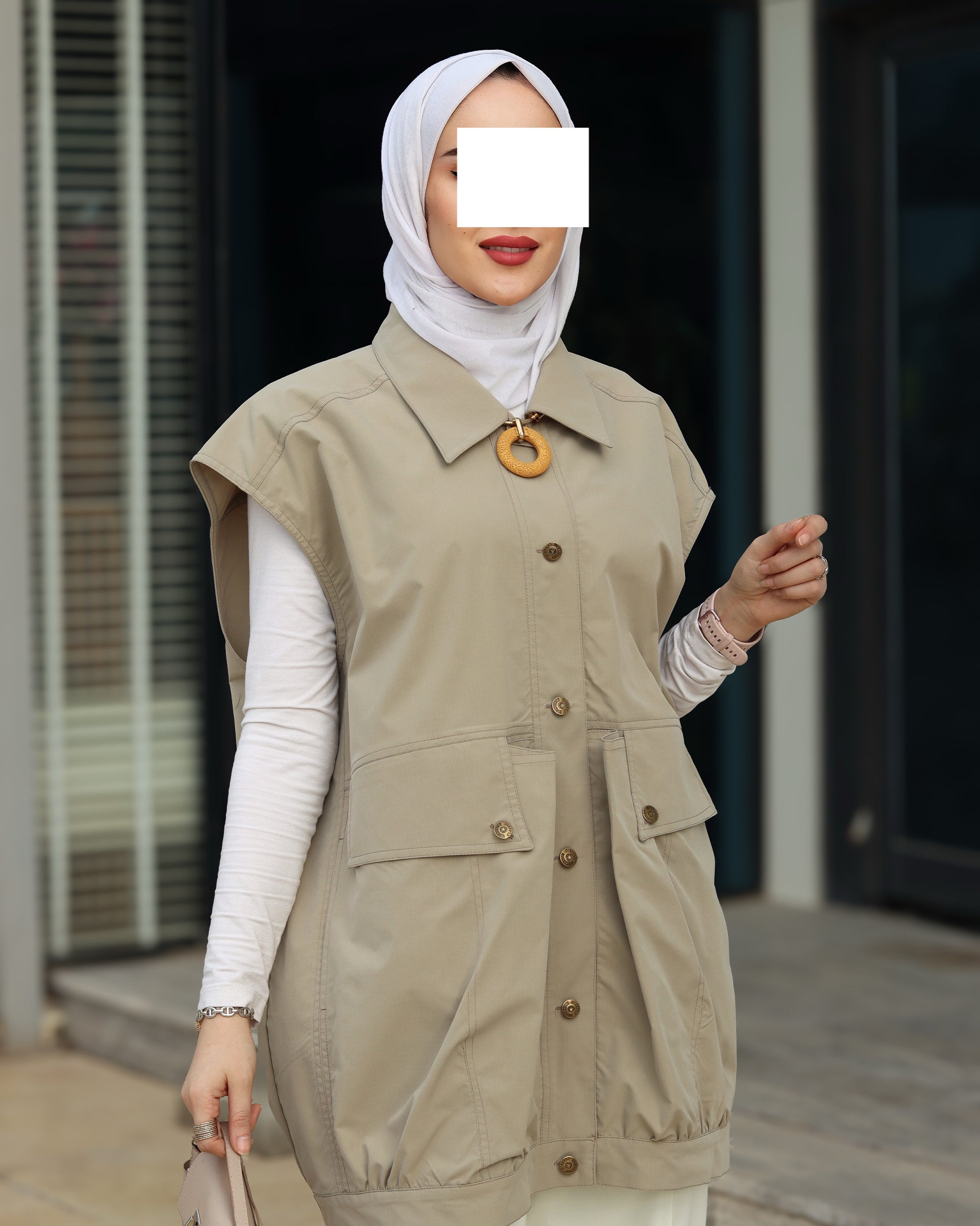 سترة عملية بسيطة