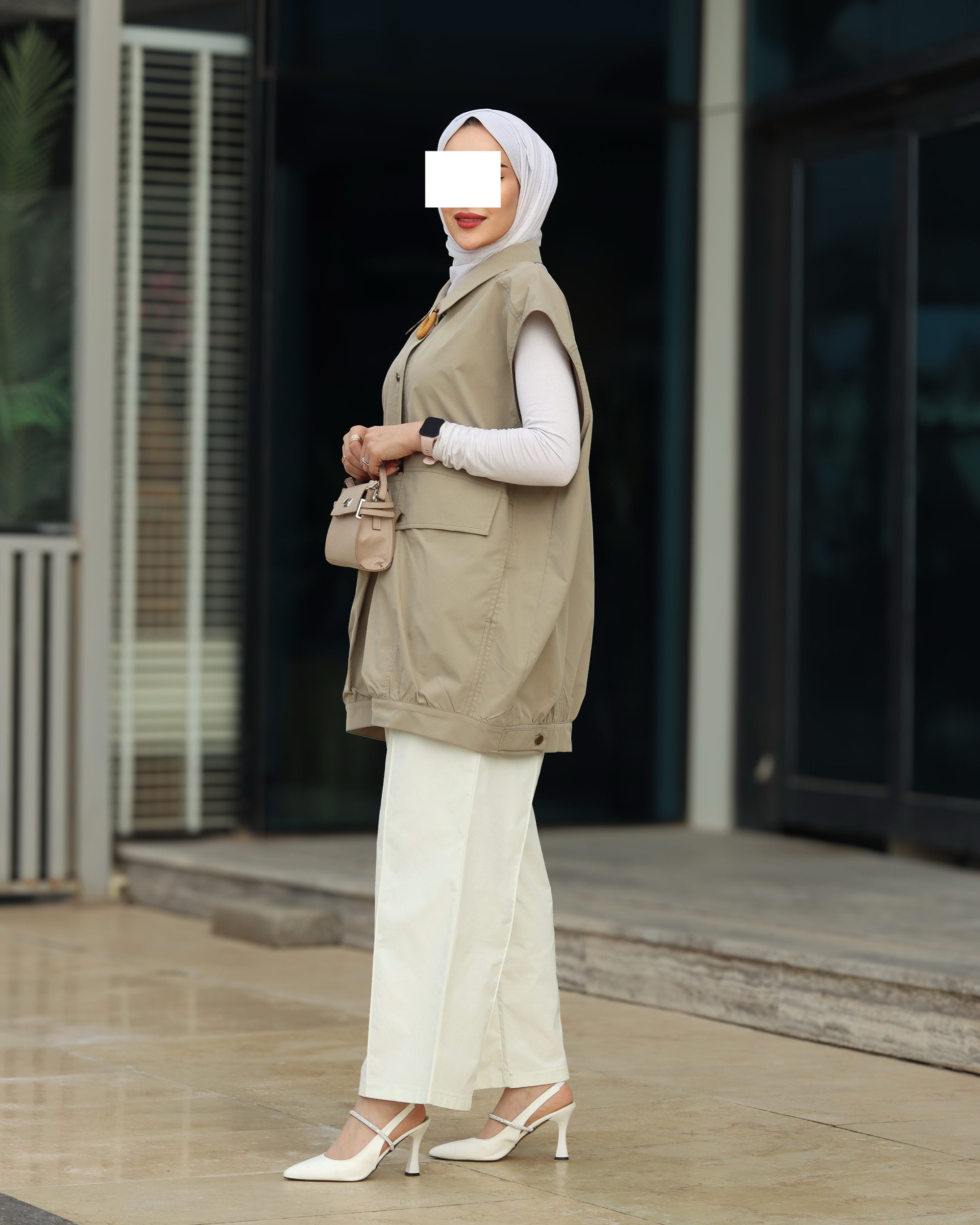 سترة عملية بسيطة