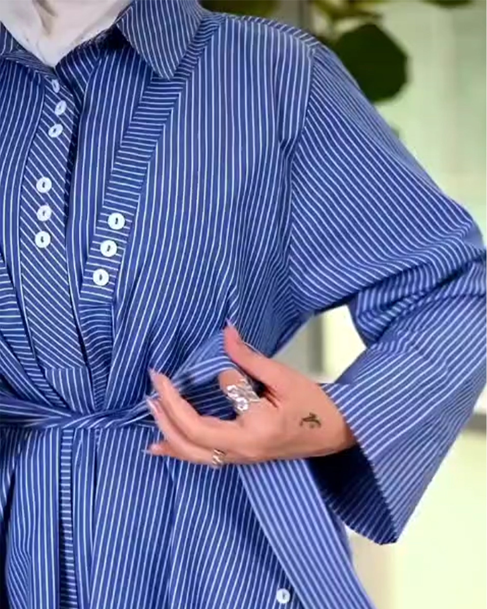 فستان أزور غريس