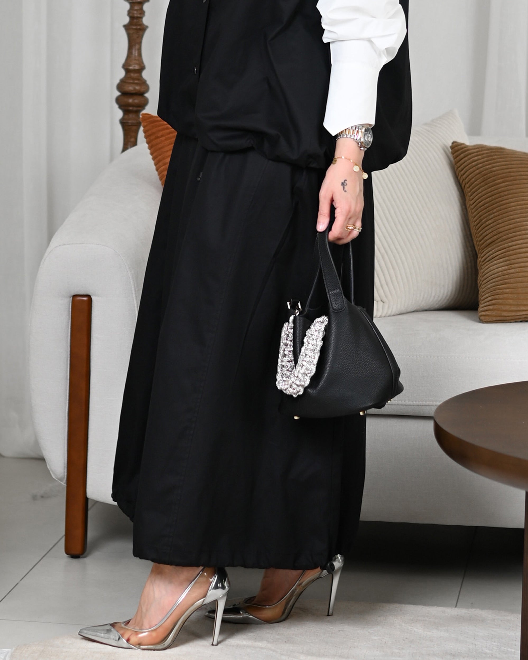 تنورة جاباردين سوداء