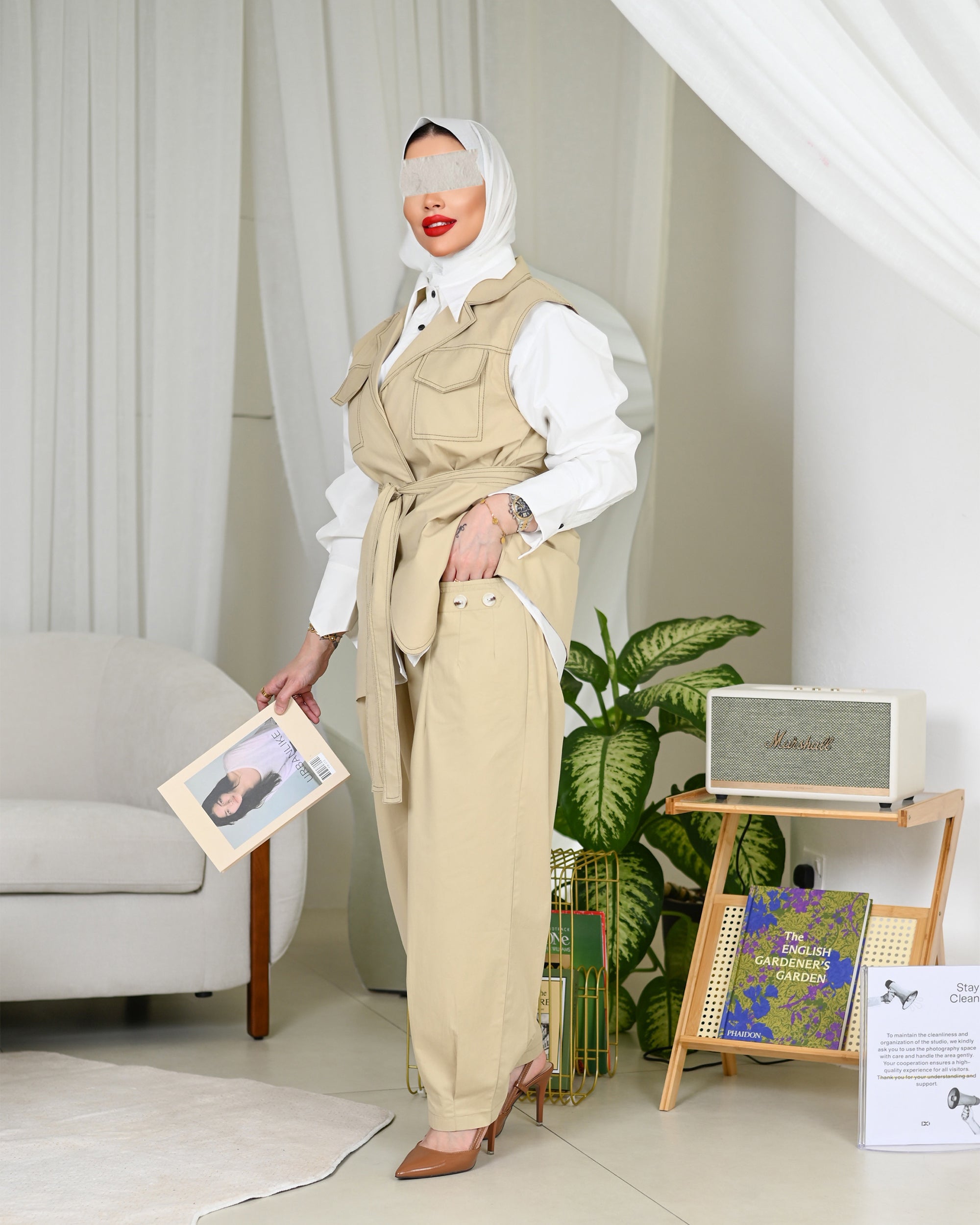 جاكيت من الجاباردين بيج الرملي