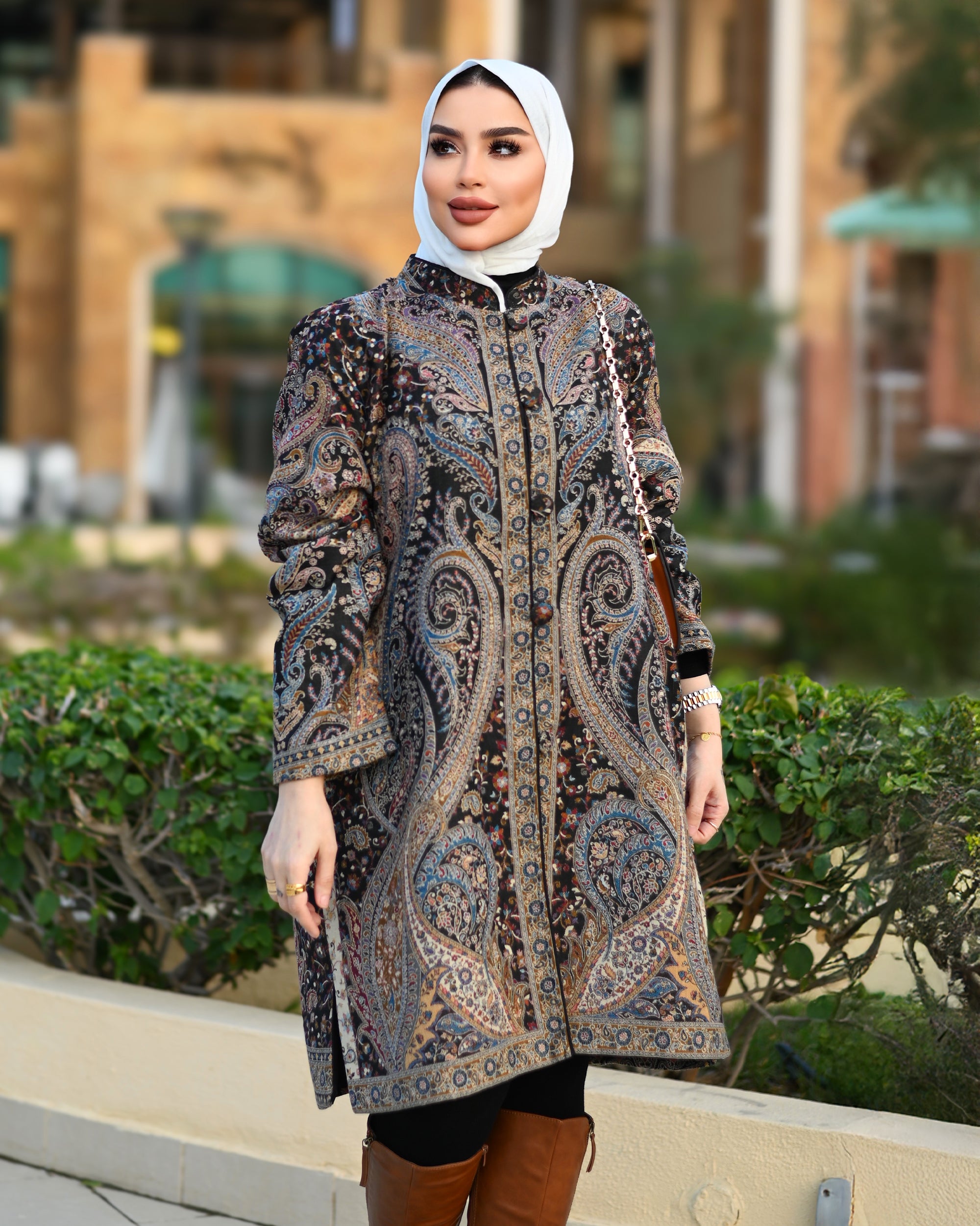 Classic Cashmere Jacket – Black Paisley